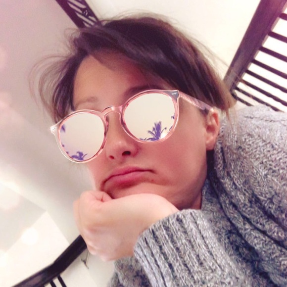 Meet your Posher, Angel - Picture 1 of 1